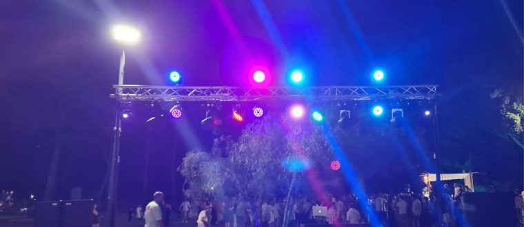 שירותי הגברה ותאורה לאירועים גדולים | סאונד ותאורה מקצועיים